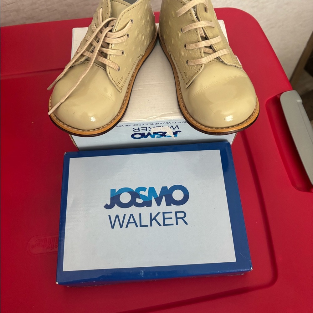Josmo Beige Baby Walker Shoes